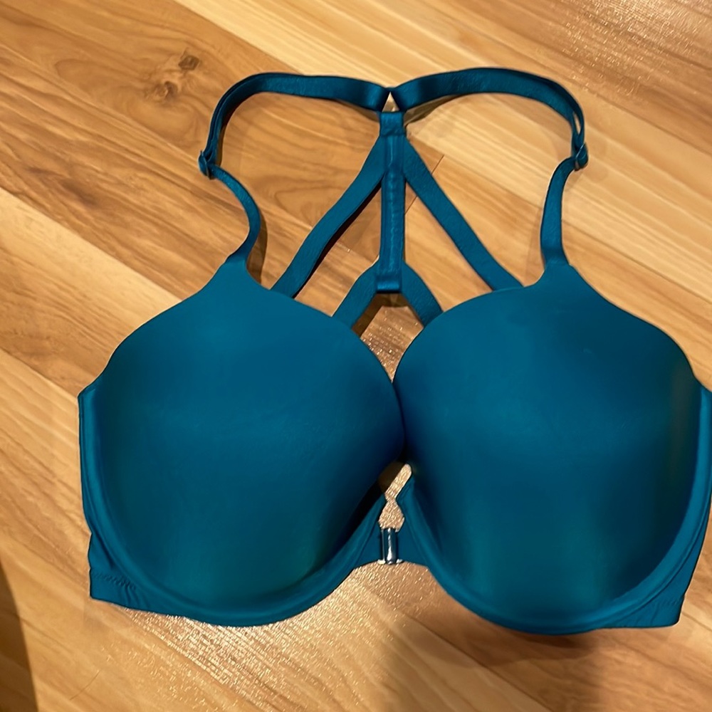 Like New Victoria’s Secret Bra